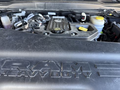 Used 2025 RAM 2500 Limited AWD/4WD image 14