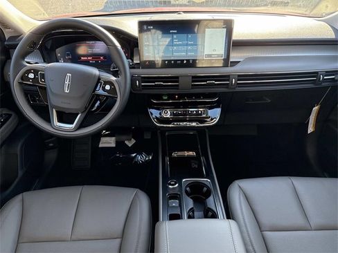 New 2026 Lincoln Corsair Premiere image 15