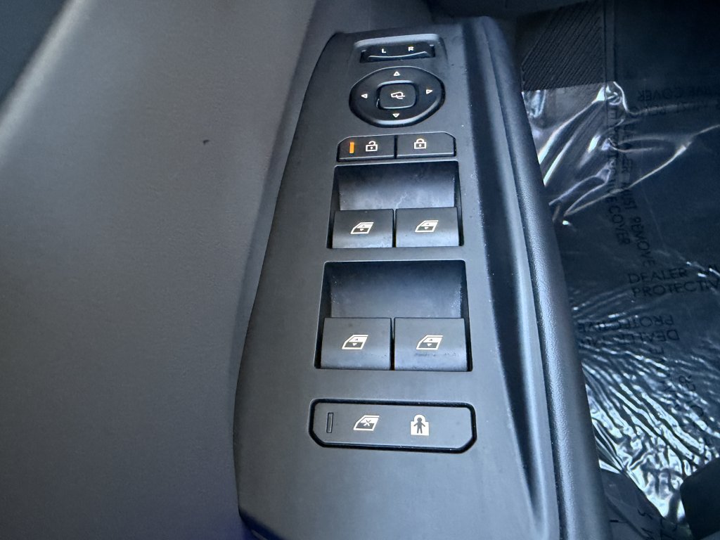 Used 2024 Kia EV9 Land AWD/4WD image 28