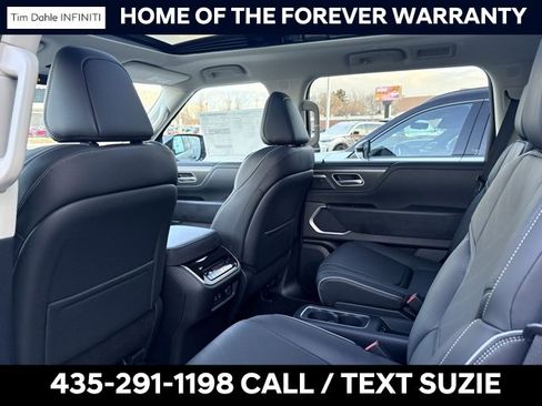 New 2026 INFINITI QX80 Luxe image 14