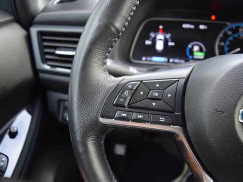 Used 2022 Nissan Leaf SV image 68