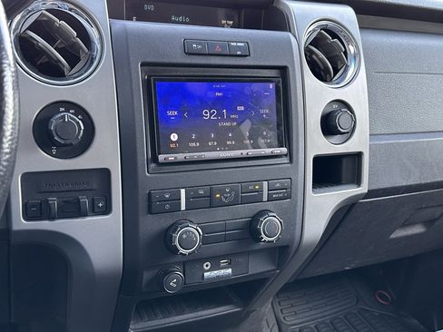 Used 2011 Ford F150 XLT w/ XLT Chrome Pkg image 15