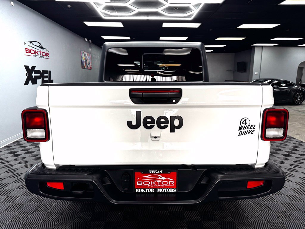Used 2022 Jeep Gladiator Sport AWD/4WD image 12