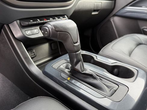 Used 2019 Chevrolet Colorado Z71 image 27