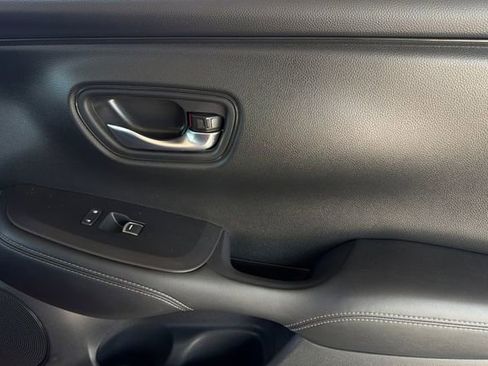 Certified 2024 Honda HR-V EX-L image 22