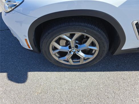 Used 2021 BMW X3 xDrive30i w/ Convenience Package image 11