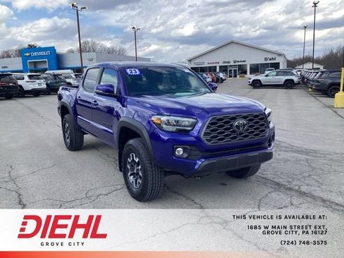 Used 2023 Toyota Tacoma TRD Off-Road image 1