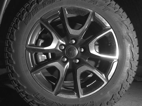 Used 2025 Jeep Compass Trailhawk AWD/4WD image 12