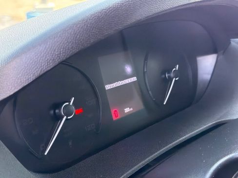 Used 2023 RAM ProMaster 3500 w/ Black Appearance Package FWD image 9