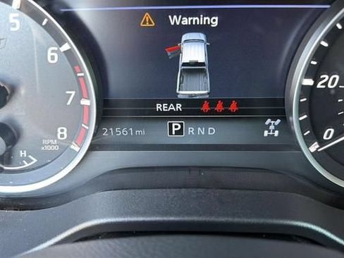 Used 2024 Nissan Titan SV w/ SV Convenience Package AWD/4WD image 20