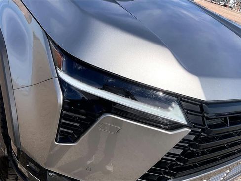 Used 2024 Lexus GX 550 image 27