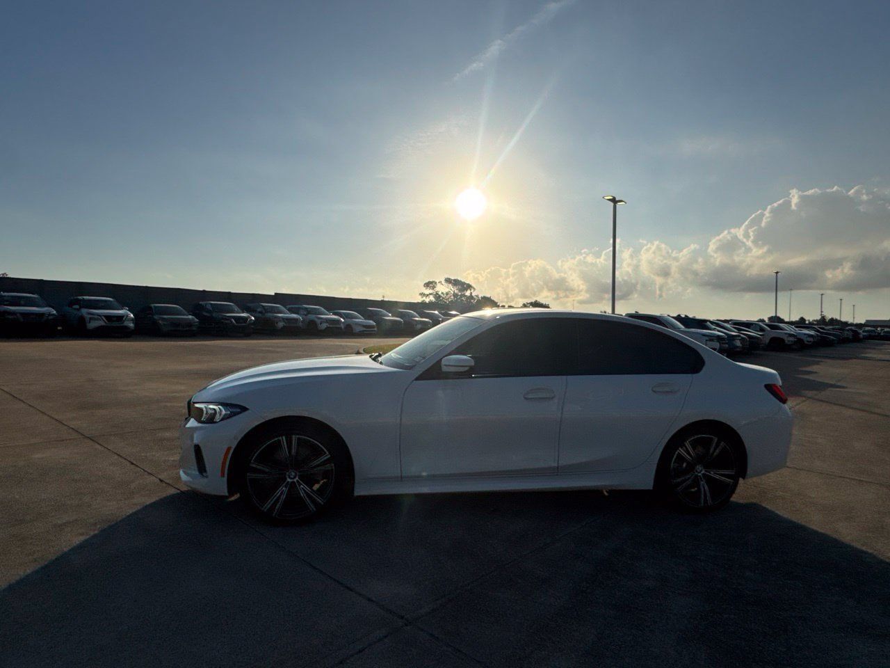 Used 2023 BMW 330i Sedan w/ Premium Package RWD image 13