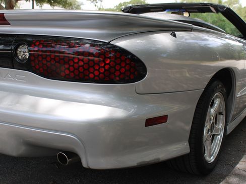 Used 1999 Pontiac Firebird Trans Am RWD image 32
