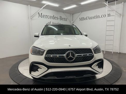 Used 2025 Mercedes-Benz GLE 350 4MATIC image 2