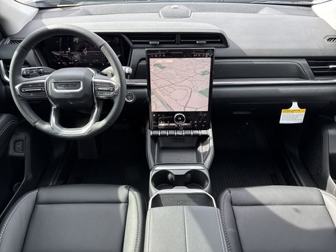 New 2026 GMC Terrain Denali w/ LPO, Floor Liner Package image 28