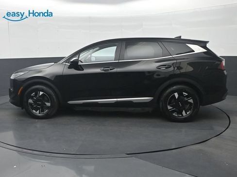 Used 2026 Kia Sportage LX FWD image 4