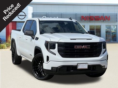 Used 2025 GMC Sierra 1500 Elevation image 1