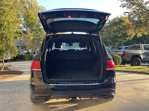 Used 2019 Mercedes-Benz GLE 63 AMG 4MATIC image 9
