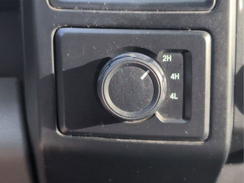 Used 2018 Ford F150 XL w/ Equipment Group 101A Mid image 17