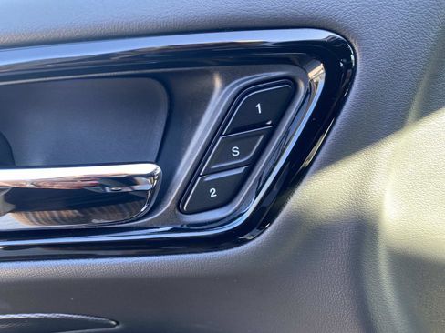 Certified 2024 Dodge Durango GT image 22