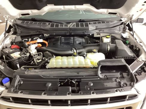Used 2022 Ford F150 Lariat w/ Equipment Group 502A High AWD/4WD image 31