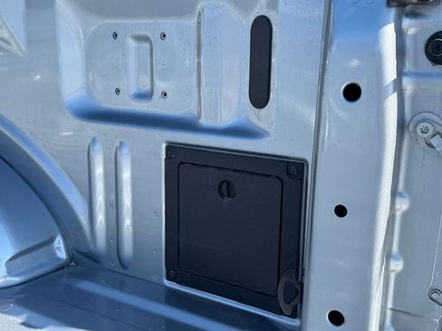 Used 2025 Ford F150 Lariat AWD/4WD image 40