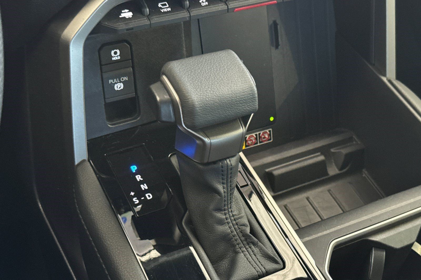 Used 2026 Toyota Tundra Limited AWD/4WD image 27