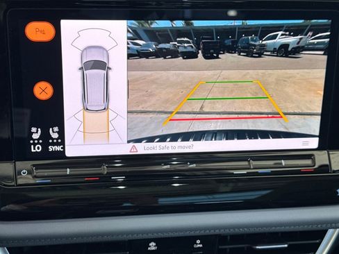 New 2025 Volkswagen Atlas Peak Edition SE AWD/4WD image 20