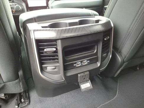 New 2026 RAM 1500 Big Horn AWD/4WD image 7
