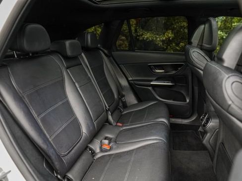 Used 2023 Mercedes-Benz GLC 300 image 40