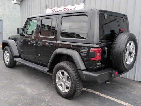 Used 2021 Jeep Wrangler Unlimited Sport AWD/4WD image 10