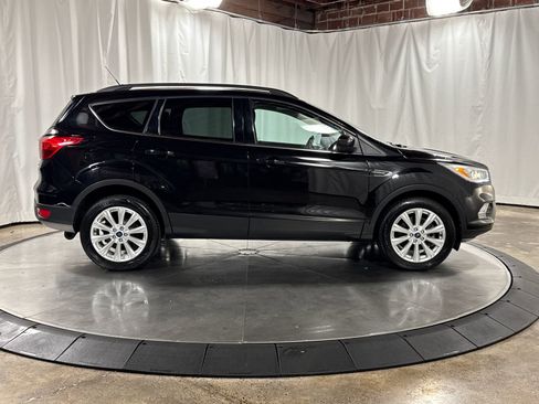Used 2019 Ford Escape SEL AWD/4WD image 9