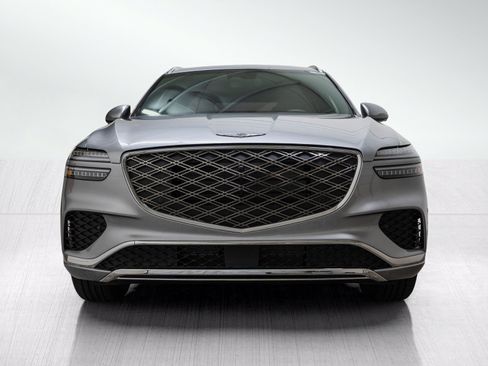 Used 2026 Genesis GV70 2.5T Advanced AWD/4WD image 2