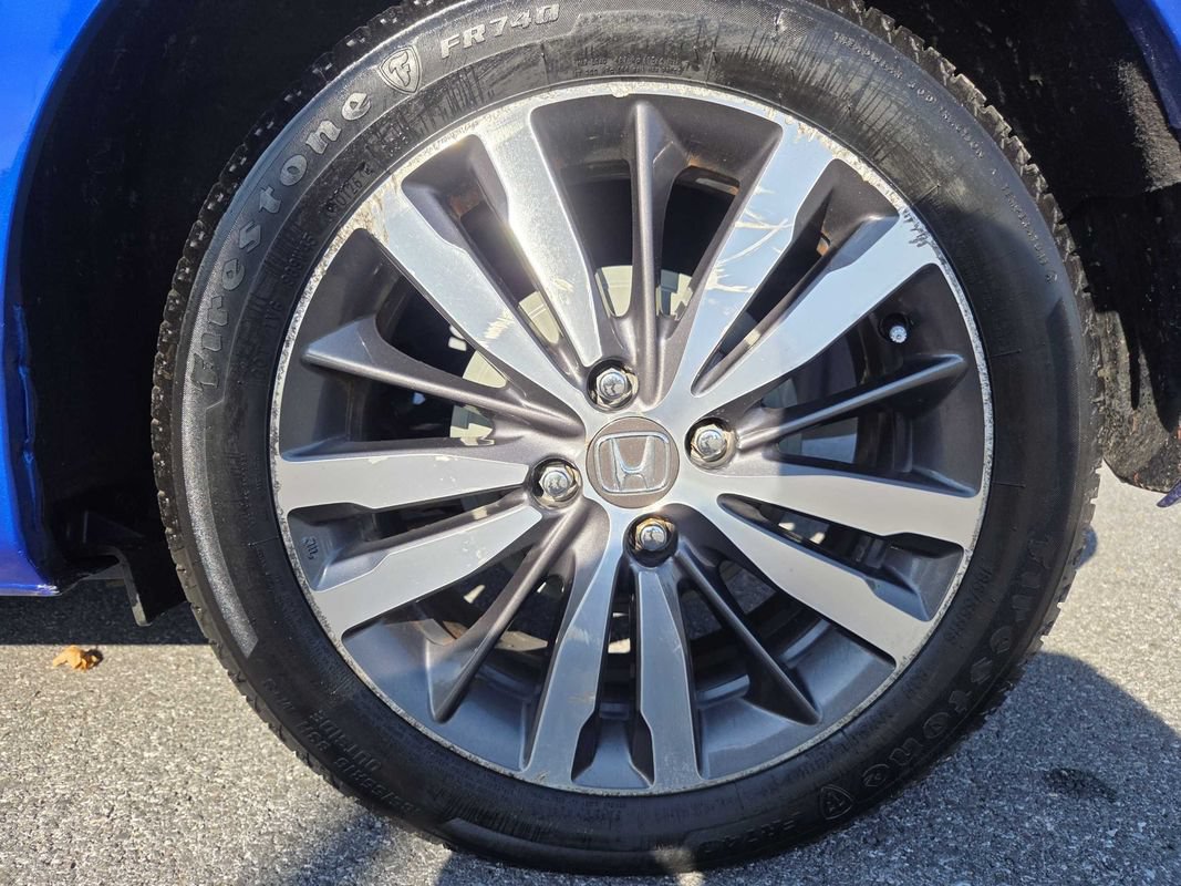 Used 2015 Honda Fit EX image 31