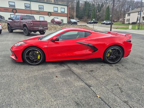 Used 2022 Chevrolet Corvette Stingray Preferred Cpe w/ Z51 Performance Package image 12