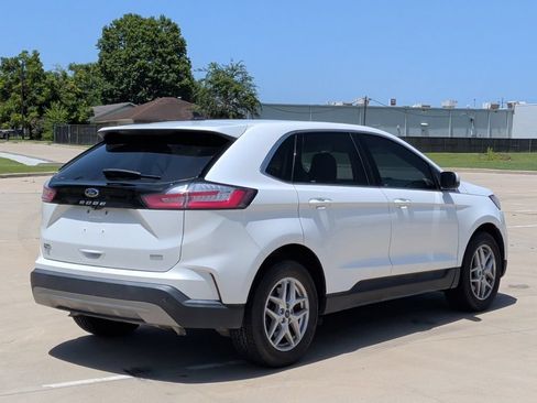 Used 2022 Ford Edge SEL w/ Convenience Package AWD/4WD image 8