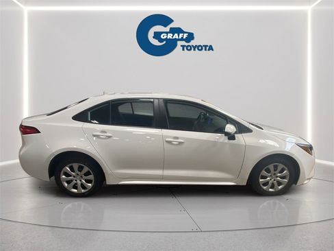 Used 2023 Toyota Corolla LE image 9