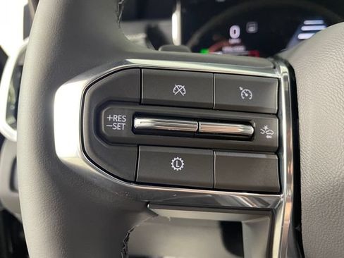 Certified 2026 GMC Acadia Elevation AWD/4WD image 10
