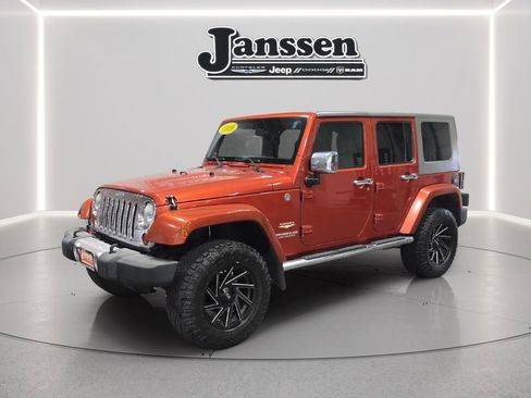 Used 2009 Jeep Wrangler Unlimited Sahara w/ Mopar Chrome Edition Group image 1