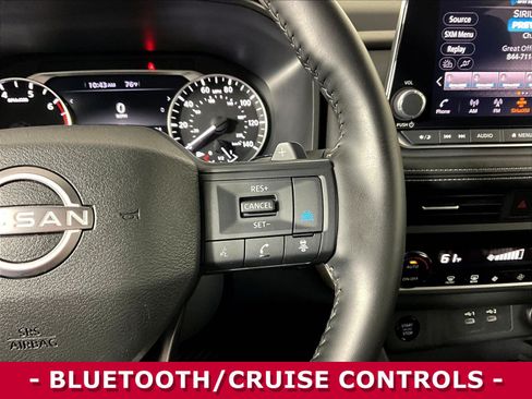 Certified 2025 Nissan Rogue SV FWD image 12