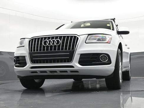 Used 2017 Audi Q5 2.0T Premium AWD/4WD image 33