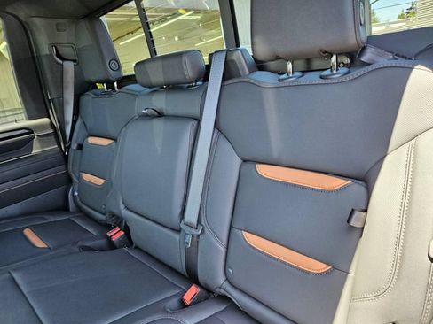 New 2026 GMC Sierra 2500 AT4 w/ Max Trailering Package AWD/4WD image 14