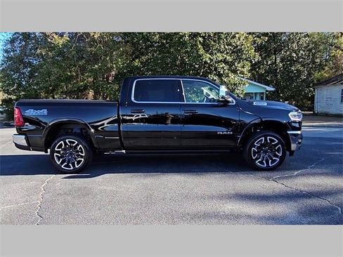 New 2025 RAM 1500 Limited image 33