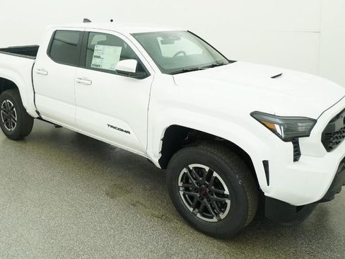 New 2026 Toyota Tacoma TRD Sport AWD/4WD image 13