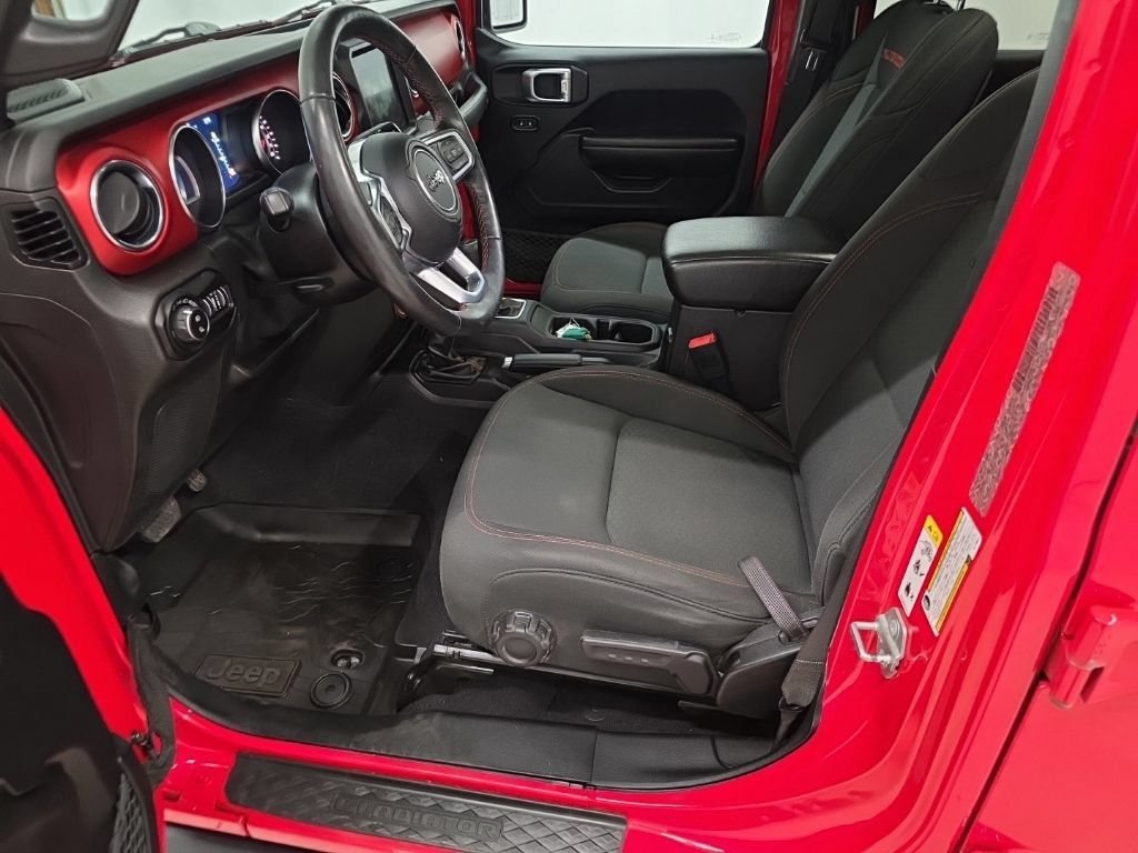 Used 2020 Jeep Gladiator Rubicon AWD/4WD image 13