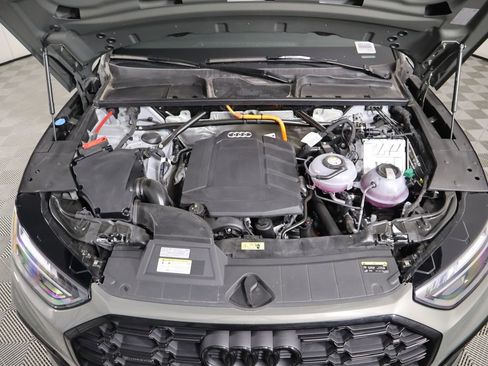 Used 2025 Audi Q5 e Premium Plus w/ Premium Plus Package image 31