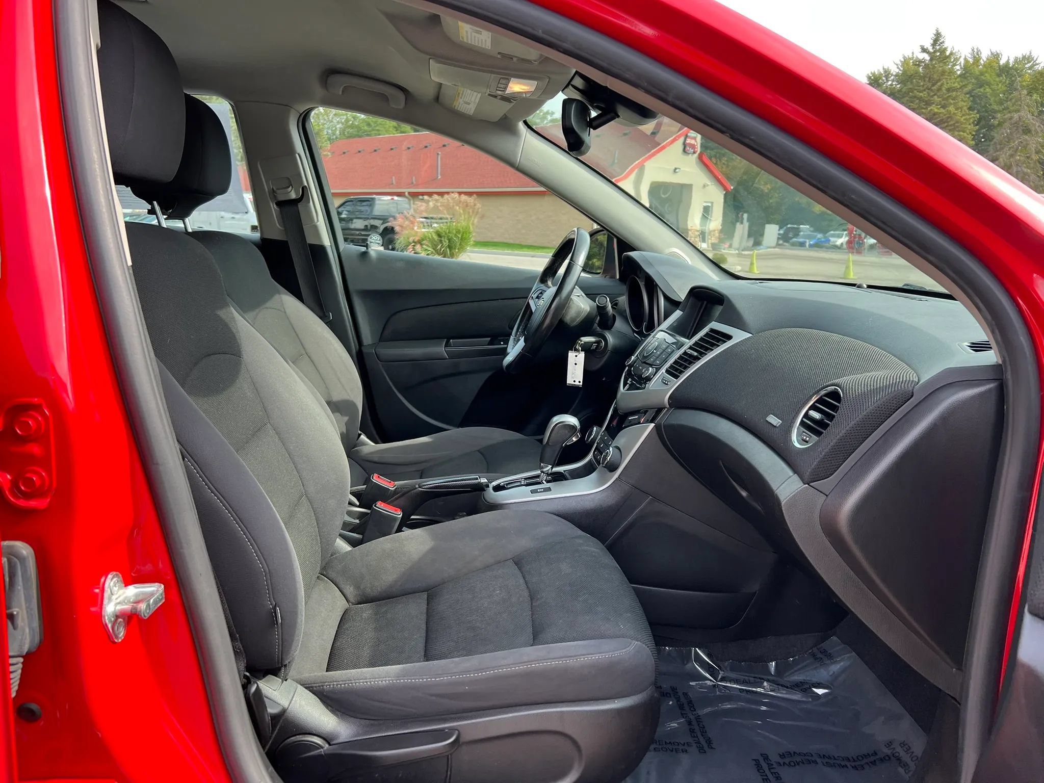 Used 2014 Chevrolet Cruze LT FWD image 24