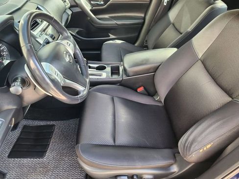 Used 2018 Nissan Altima 2.5 SR image 15