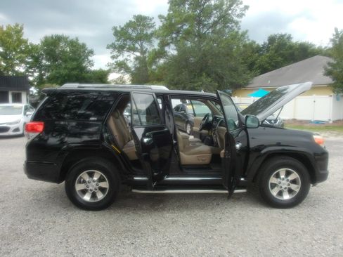 Used 2010 Toyota 4Runner SR5 RWD image 29