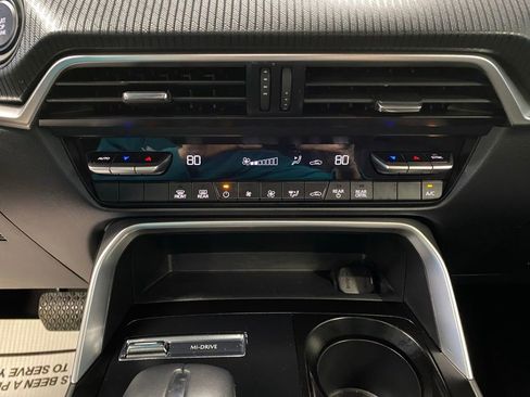 Used 2025 MAZDA CX-90 3.3 Turbo w/ Select Package image 27